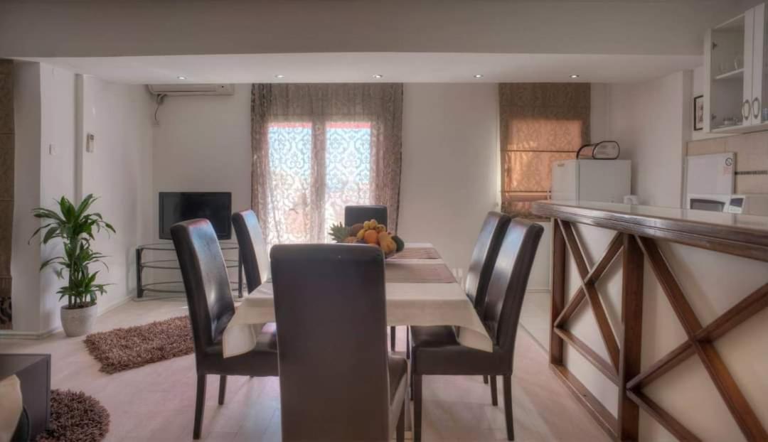 Apartments Aleksandar Petrovac 客房 照片