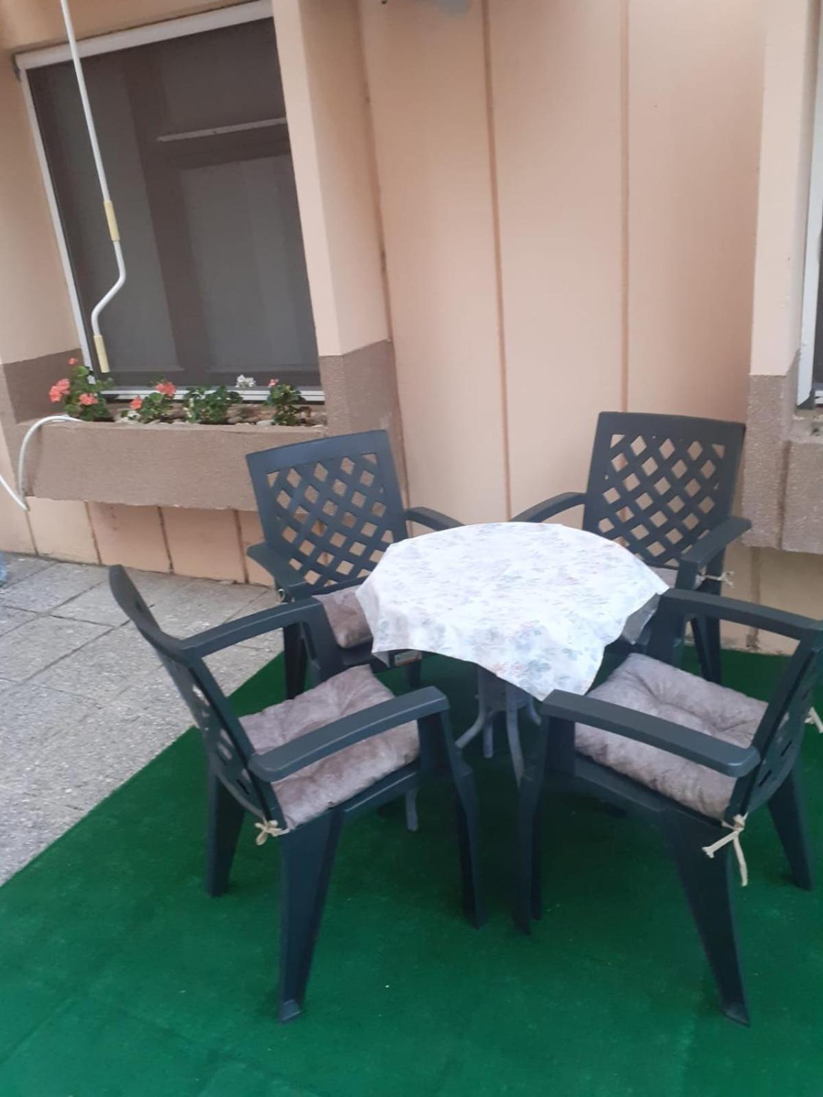 Apartments Aleksandar Petrovac 客房 照片